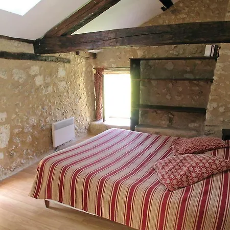 2 Bedroom In Holiday home